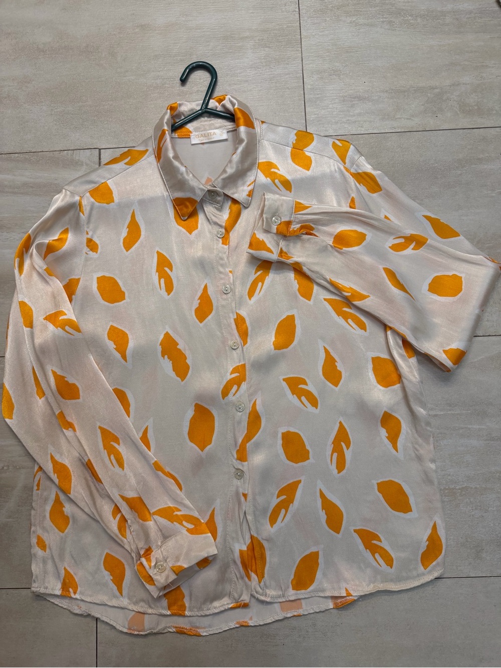 Price ✂️ Cream Blouse with Orange Leaf Motif — Lightweight Button-Front Top